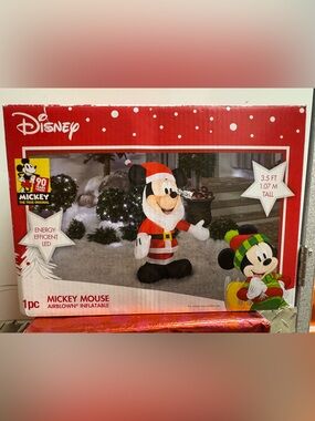 Disney Mickey Mouse Santa Inflatable